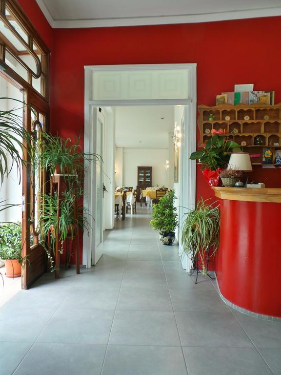 拉康祖拉戴巴罗尼酒店 提加亚诺 外观 照片