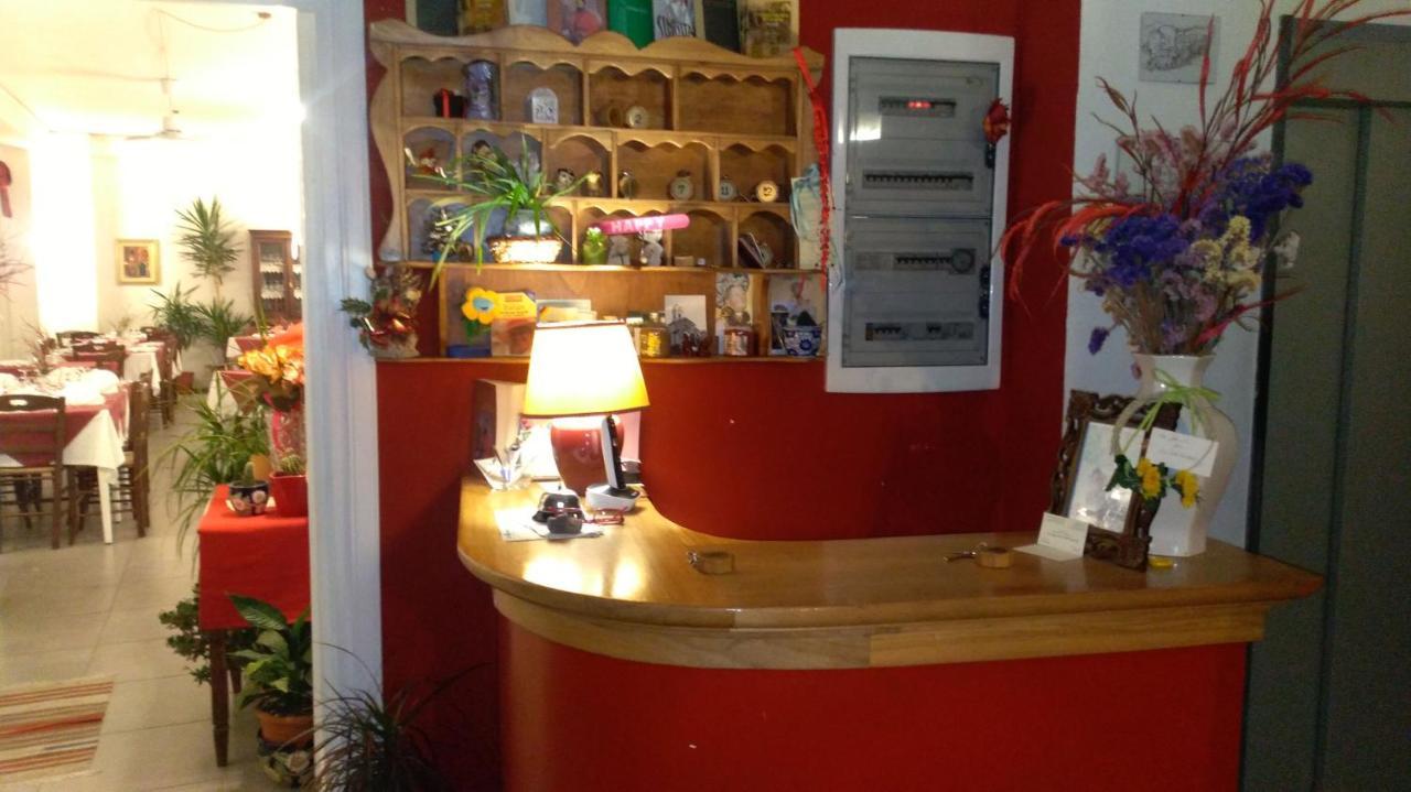 拉康祖拉戴巴罗尼酒店 提加亚诺 外观 照片